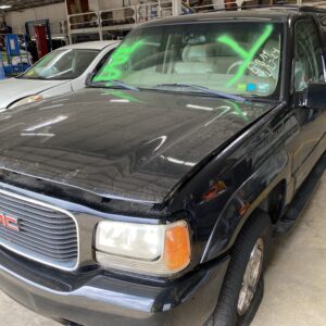 1999 GMC YUKON QUARTER PANEL ASSEMBLY - 124478
